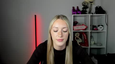 evelynblond online show from 06/26/26, 12:53