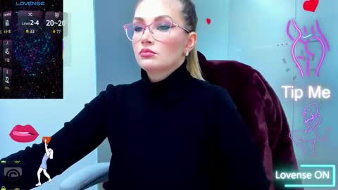 evelyne_rose online show from 12/04/25, 06:01
