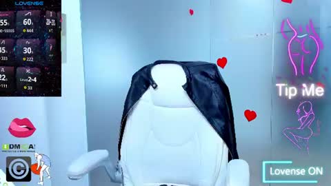 evelyne_rose online show from 06/20/26, 04:37