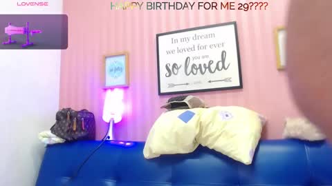 Snapshot of evelynheather_ chatting on 01/05/25, 09:26 Saray online show from 01/05/25, 09:26