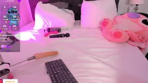 LAURA SOFIA  INDEPENDENT MODEL FOLLOW ME NOW ALMOST 10000 FOLLOWERS online show from 06/11/26, 12:32