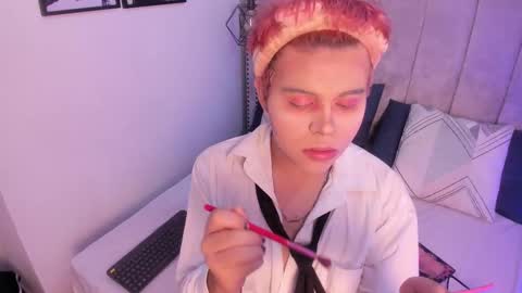 evelynn smith online show from 12/06/24, 12:38