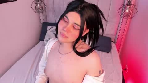 evelynn smith online show from 12/12/24, 10:52