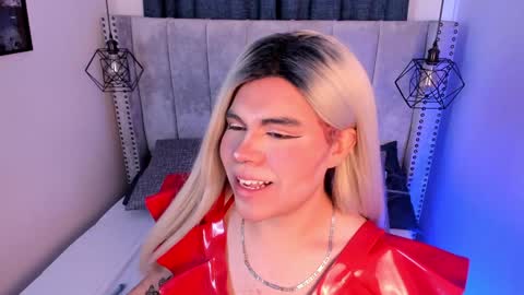 evelynn smith online show from 12/20/24, 01:54