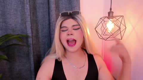 evelynn smith online show from 01/17/25, 12:21