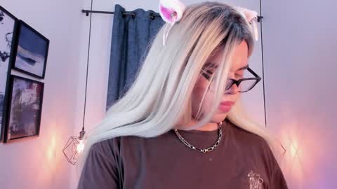 evelynn smith online show from 01/31/25, 01:11