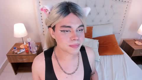 evelynn smith online show from 02/18/25, 02:16
