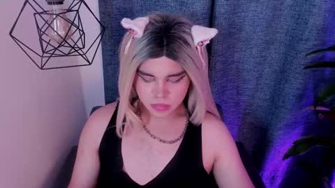 evelynn smith online show from 02/26/25, 10:42