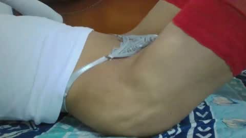 Snapshot of evelynts_04 chatting on 03/25/26, 04:07 evelynts_04 online show from 03/25/26, 04:07