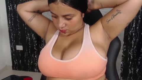 Snapshot of evemilk chatting on 03/09/25, 09:36 evelin 3 online show from 03/09/25, 09:36