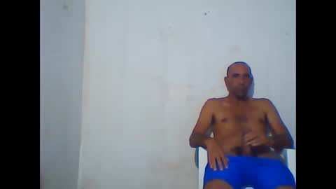 Snapshot of everaldosantos chatting on 01/13/26, 10:26 everaldosantos online show from 01/13/26, 10:26