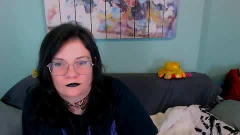 Everly online show from 04/24/26, 02:47