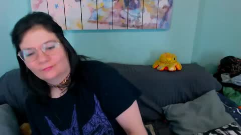 Everly online show from 05/06/26, 03:13