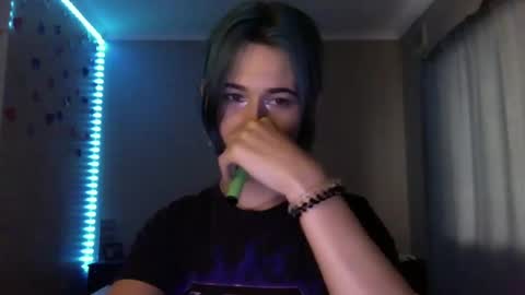 Snapshot of everlyjade chatting on 03/03/25, 02:59 Amelia online show from 03/03/25, 02:59