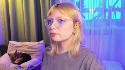 Forget me not eve on CB online show from 11/27/25, 11:56