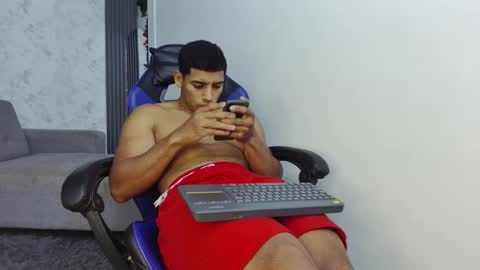 luis online show from 10/29/25, 11:39