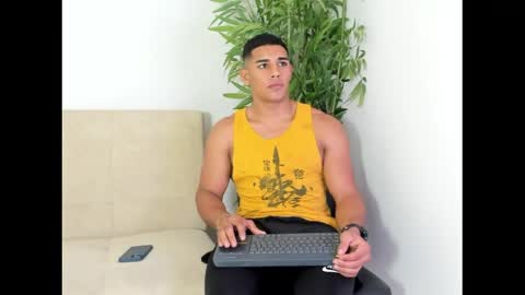 luis online show from 06/02/26, 05:04