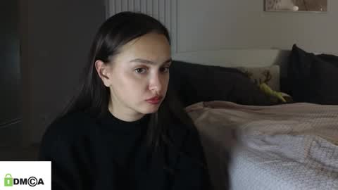 evi_woow online show from 02/06/26, 08:56