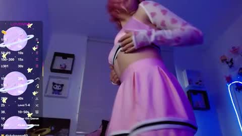 Evie Cloud online show from 09/30/25, 05:07