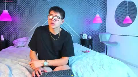 Snapshot of evie_demn chatting on 02/20/26, 06:26 Evie Denm online show from 02/20/26, 06:26