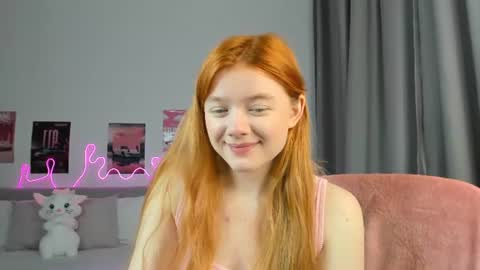Snapshot of evie_tomioka chatting on 06/26/26, 05:01 Eva online show from 06/26/26, 05:01