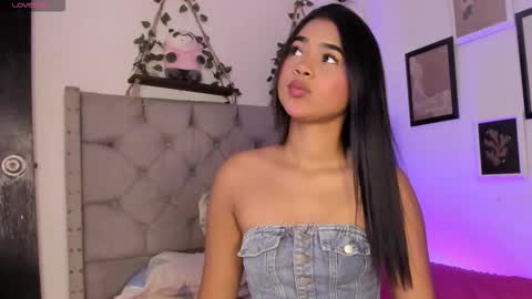 Snapshot of evieh1_ chatting on 01/15/26, 03:16 Ivi Alejandra online show from 01/15/26, 03:16