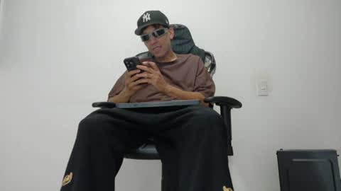 Snapshot of evil_boss1 chatting on 07/03/26, 05:03 evil_boss1 online show from 07/03/26, 05:03