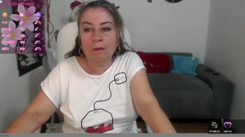 Snapshot of evil_stepmothers chatting on 01/11/25, 02:15 Pamela online show from 01/11/25, 02:15