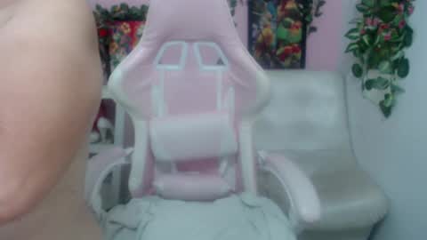 Snapshot of evil_stepmothers chatting on 10/03/25, 06:49 Pamela online show from 10/03/25, 06:49