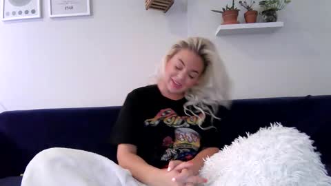 Badblondebunny online show from 02/19/26, 12:39