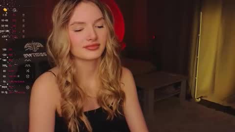 Evelyn online show from 11/21/25, 12:37