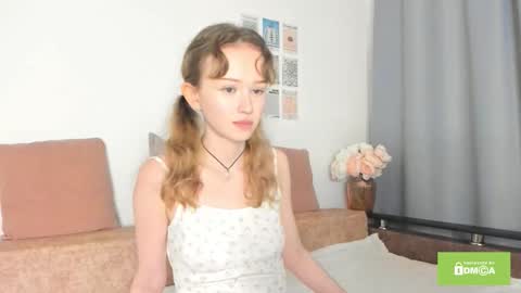 Snapshot of evkasuper chatting on 09/21/25, 08:10 Eva online show from 09/21/25, 08:10