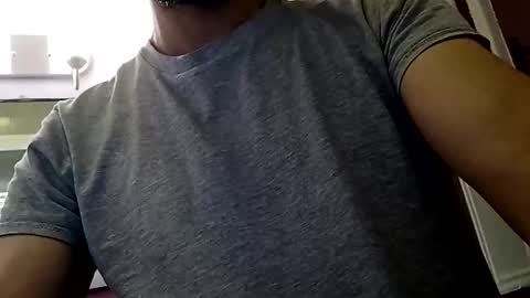 Snapshot of evocation514 chatting on 10/21/25, 04:24 Evocation online show from 10/21/25, 04:24