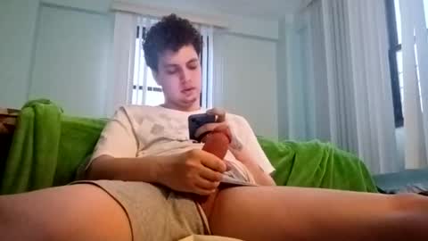 Snapshot of evon3395 chatting on 02/09/26, 10:25 evon3395 online show from 02/09/26, 10:25