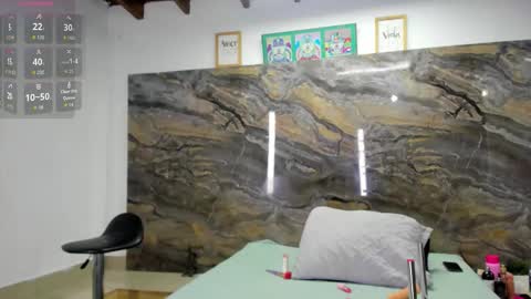 Snapshot of evy_connor chatting on 12/04/25, 11:30 evy_connor online show from 12/04/25, 11:30