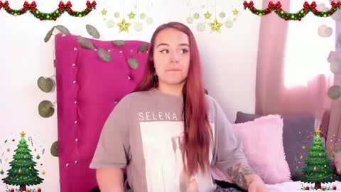 Snapshot of evy_orange1 chatting on 12/16/24, 03:00 EVY online show from 12/16/24, 03:00