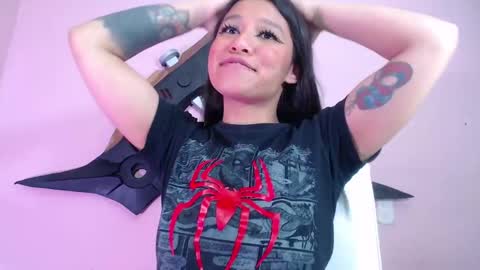 Im Evy online show from 09/28/25, 05:24