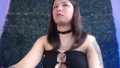 Im Evy online show from 04/26/26, 02:37