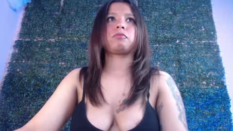 Im Evy online show from 05/05/26, 06:16