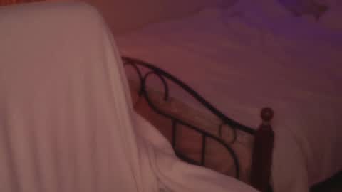 Snapshot of ex_angel chatting on 12/10/24, 09:33 Alyson online show from 12/10/24, 09:33