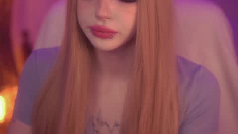 Snapshot of ex_angel chatting on 12/20/24, 11:58 Alyson online show from 12/20/24, 11:58