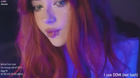 Snapshot of ex_angel chatting on 10/22/25, 01:17 Alyson online show from 10/22/25, 01:17