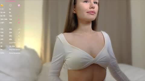 Snapshot of exclusive_model_ chatting on 03/09/25, 09:03 Angel online show from 03/09/25, 09:03