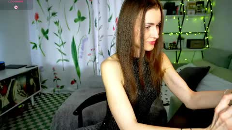 Snapshot of exe_cutie chatting on 06/04/26, 03:01 Mary online show from 06/04/26, 03:01