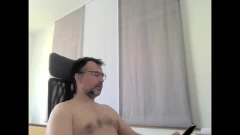 exhibit77 online show from 06/11/26, 06:55