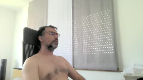 Snapshot of exhibit77 chatting on 06/20/26, 08:06 exhibit77 online show from 06/20/26, 08:06