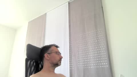 Snapshot of exhibit77 chatting on 07/10/26, 11:24 exhibit77 online show from 07/10/26, 11:24