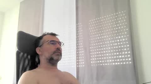 Snapshot of exhibit77 chatting on 07/17/26, 06:42 exhibit77 online show from 07/17/26, 06:42