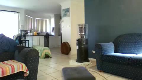 Snapshot of exhibitionnude chatting on 05/27/26, 11:02 exhibitionnude online show from 05/27/26, 11:02