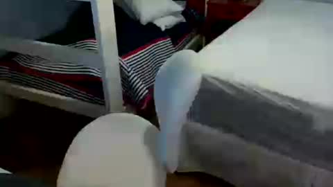 Snapshot of exhibitman69_ldb chatting on 07/05/26, 10:06 exhibitman69_ldb online show from 07/05/26, 10:06
